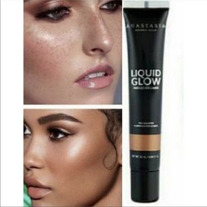 Anastasia Beverly Hills Liquid Glow Highlighter